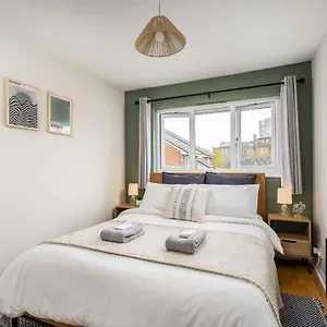  Apartment Homely And Stylish Bermondsey With Parking